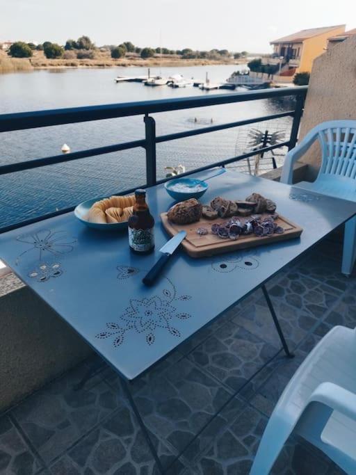 Appartement Coup De Coeur Les Pieds Dans L'Eau 르발카레스 외부 사진