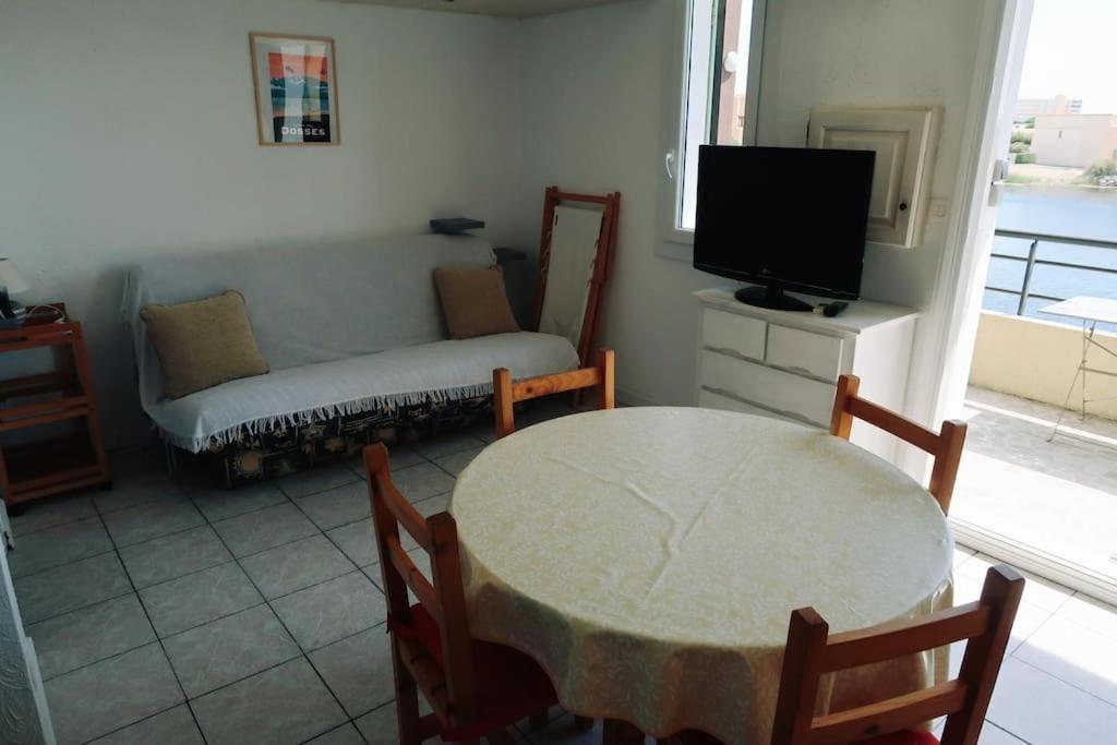 Appartement Coup De Coeur Les Pieds Dans L'Eau 르발카레스 외부 사진