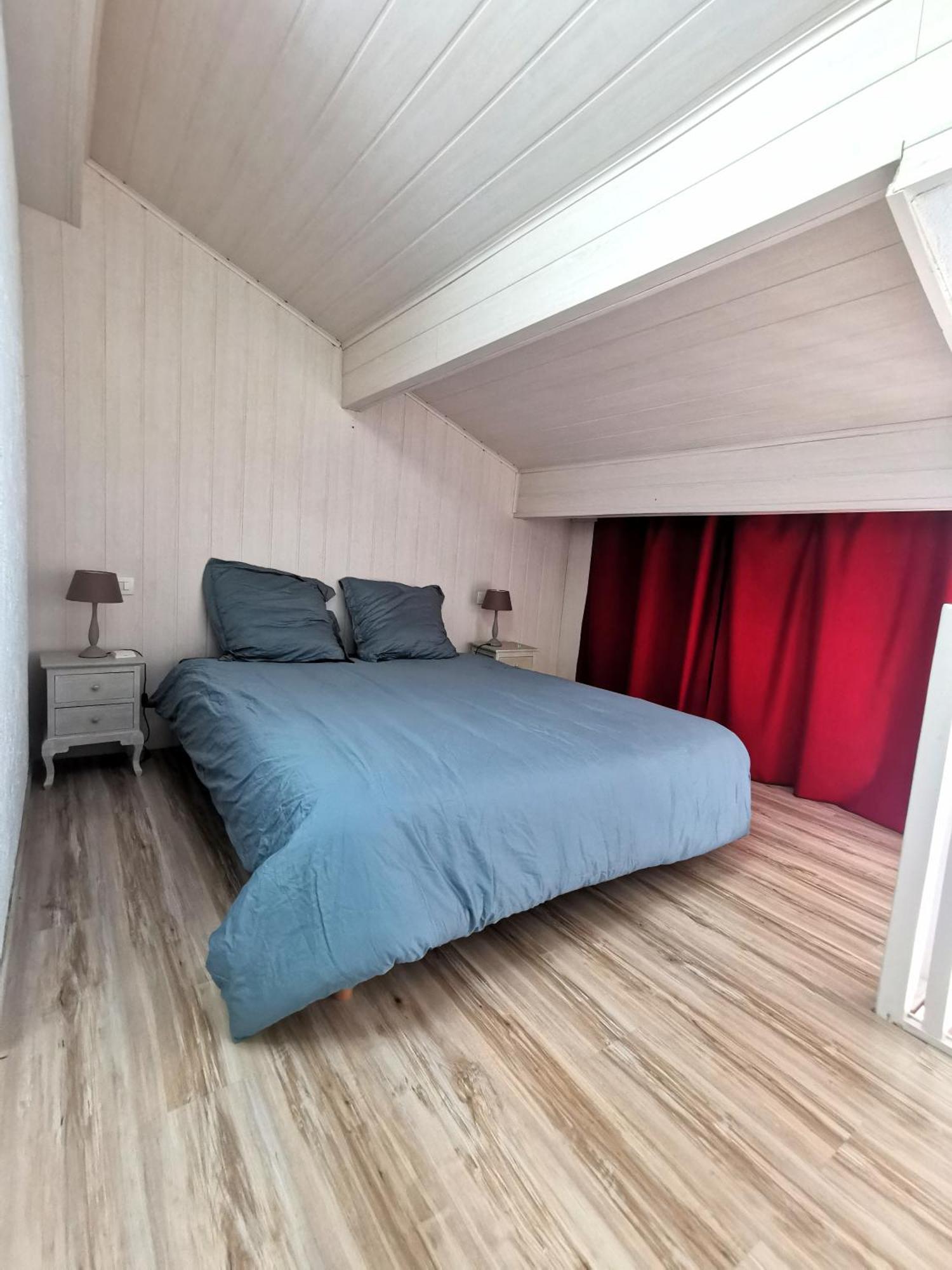 Appartement Coup De Coeur Les Pieds Dans L'Eau 르발카레스 외부 사진
